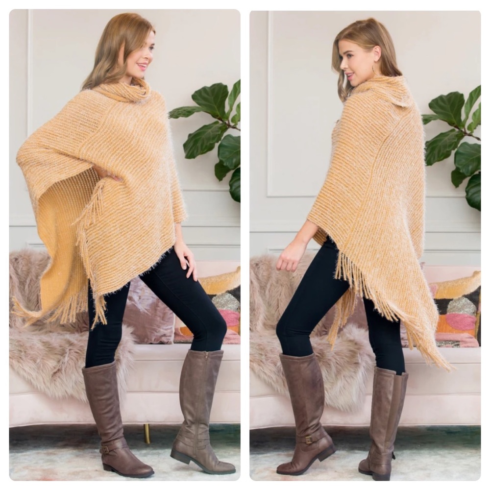 🌺2/$35 sale soft beige one size poncho - Picture 6 of 7